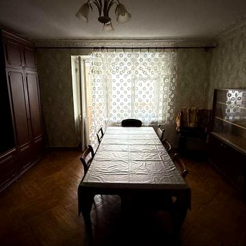 Трехкомнатная квартира на Королева