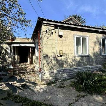 Продам будинок із власним двором, Юрівка