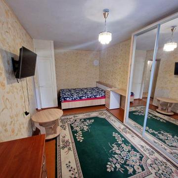 Аренда 1ой квартиры в Вознесеновском р-не (ТЦ Украина )