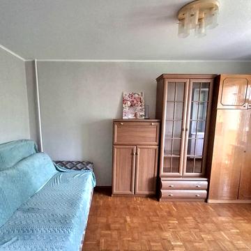 Михайла Котельникова вул., 7