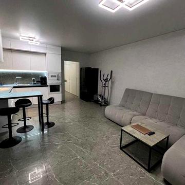 Продаж 2 поверхового таунхауса в Агрономічному