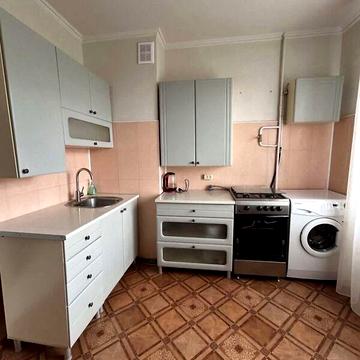 Довгострокова оренда 1к Квартира Чорних Запорожців (Леваневського) вулиця