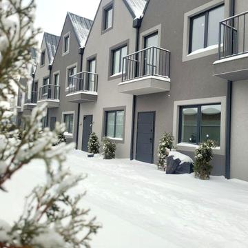 Продам  таун біля міста. БЕЗ%