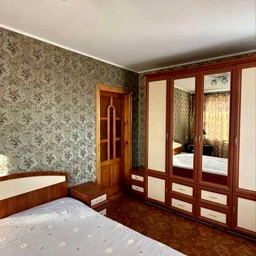 Продаж трикімнатної квартири з чудовим краєвидом