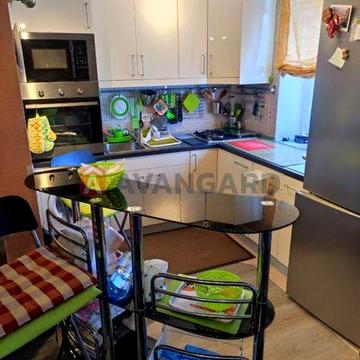 Продається 2-к квартира. Набережна