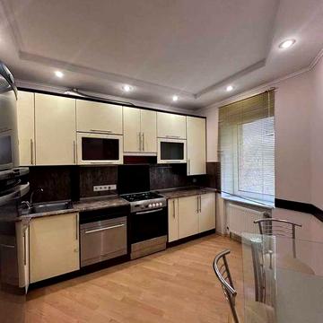 3к квартира на  Подолі новобудова котел 3 поверх