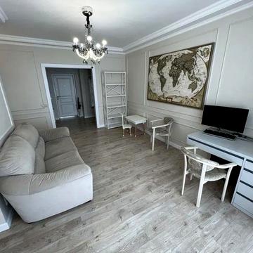 Здам 2.х комнатная квартира ул Драгоманова 2