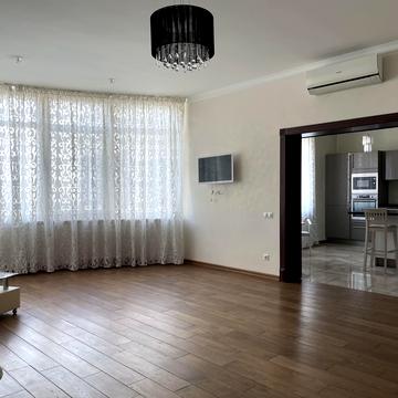 Молдовська вул. (Молдавська), 2