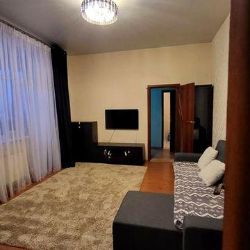 Сдам 2 комнатную квартиру 84м2 новострой  м.Холодная гора