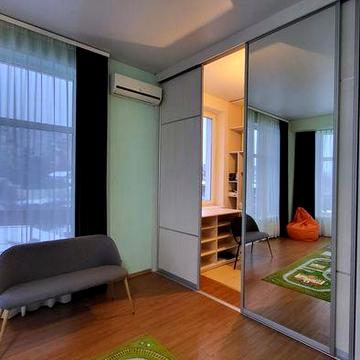 Сдам 2 комнатную квартиру 84м2 новострой  м.Холодная гора