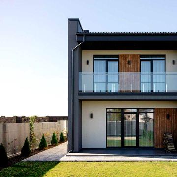 Дуплекс в топовій локації в Крихівцях