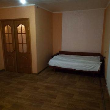 Продається 1 кімнатна квартира в р- ні Іскри, Ліски