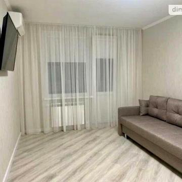 Довгострокова оренда 2к Квартира Володимира Мономаха вулиця