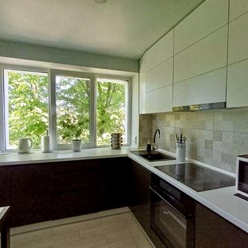 Продам 1к квартиру. пр Богдана Хмельницкого 16.