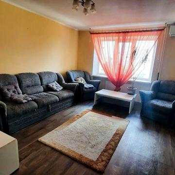 Продам 4-кімнатну квартиру