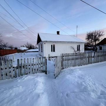 Житловий будинок в с. Зірне, Березнівська ОТГ, Рівненська область