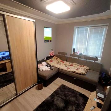 3 кімнатна квартира 60 кв.м. на 1 поверсі, житловий стан (район АТБ)!