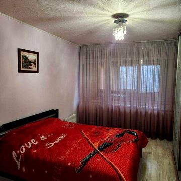 Продам 3-х комнатную квартиру на ул Фабрично-Заводской