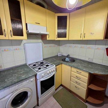 Сдам 2х комнатную квартиру на Инглези. Газовая плита.