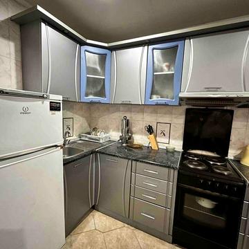 Продам 2 кімнатну квартиру на Харьківській .