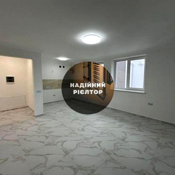 Здана 3к новобудова по ціні 2 кімнатної з просторим горищем