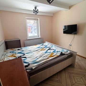 Довгостокова Оренда приватного будинку (квартири) Власник