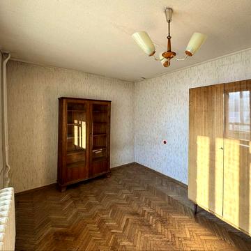 2-кімн., Печерський Князів Острозьких (Московська) м.Арсенальна 5 хв