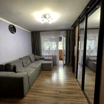 Продаж квартири Перерський район, метро Печерська