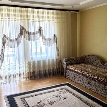 Оренда 1-кімн. квартири довгостроково, вул. Володимира Великого