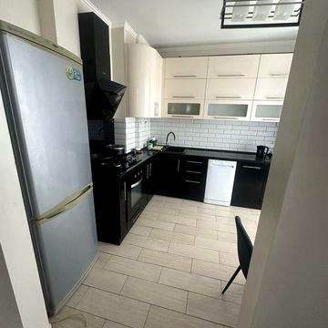 Здам 2х кімнатну квартиру в жк Фаворит