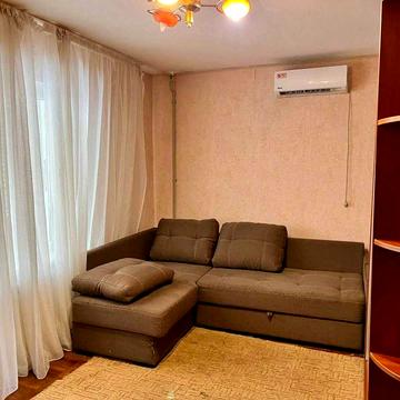 Продам 1 комнатную квартиру 40 лет Победы