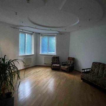 Продаж 3-х кім. квартира у новобудові по вул. Кавалерідзе.