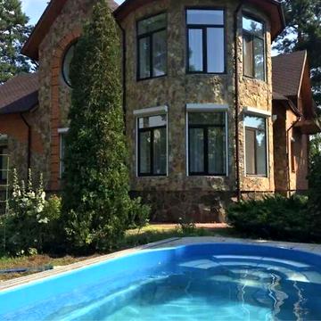 Оренда котеджа з генератором, басейном та підвалом Козин Конча-Заспа