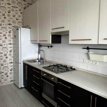 Без% 1к 35м 3п  Ірпінь вул. Єрощенка 14, євроремонт, поруч парк