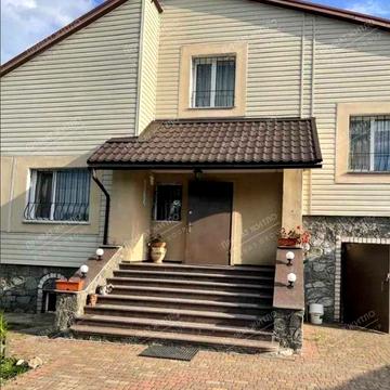 Будинок для дружньої родини!