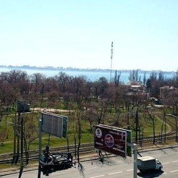 Видовая 3х комнатная квартира пляж Лузановка. Под ремонт