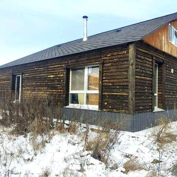 Продаж будинку зі зрубу на 6 сотках. Від власника