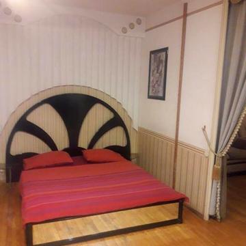 Здам будинок з міцем для автомобіля