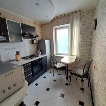 Вулиця Братства Тарасівців (Декабристів), 5Б