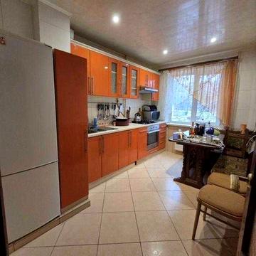 Сади 2! Продам 3/х кімнатну квартиру