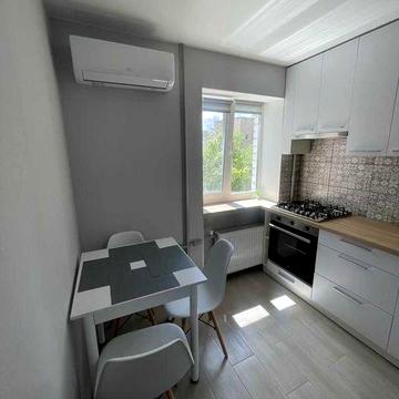 Сдам 2-х комнатную квартиру пр. Поля\Славутич