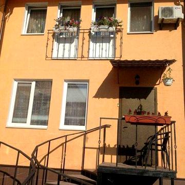 Продаю 3п будинок таунхаус  Гостомель Бучанський р-н