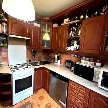 Продам 2х комн квартиру, м Научная или м Ботанич Сад 5/9 с ремонтом