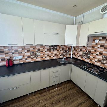 Оренда чудової 2 к квартири на вул. Коріатовичів