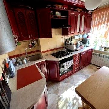 Продам 3х комн квартира м Армейская 3 мин 2/5 с капит ремонтом