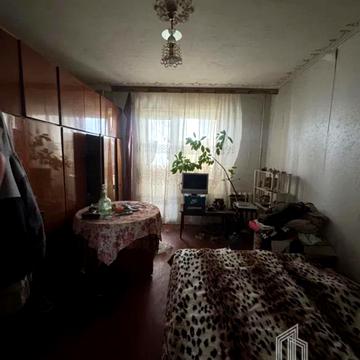 Симиренка вул., 7