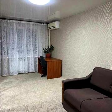 Оренда 1-к квартири Голосіівський проспект 74-а. м. Голосіївська