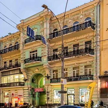 Велика Васильківська вул. (Червоноармійська), 28