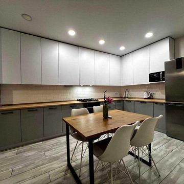 Оренда просторої 2кк на довготривалий період/Зручний 2й поверх