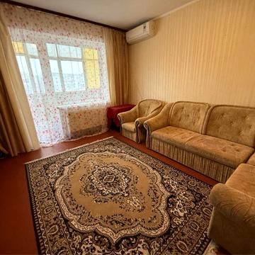 Здається 3 кім квартира біля Дендропарку. АГВ